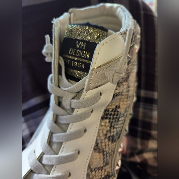 Vintage Havana VH Womens Sz 10 Dayna Snake Gray Lace Up Star-stud High Top NWT - Picture 4 of 7